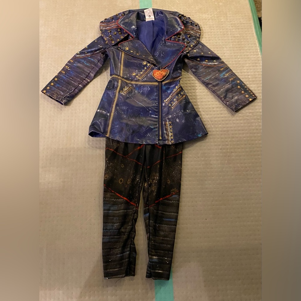 Disney Descendants Evie costume